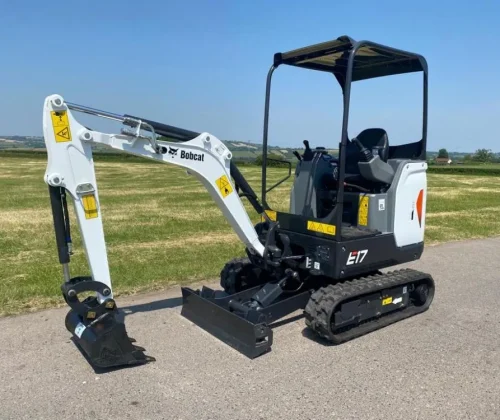1.7 Ton Excavator — Bobcat E17z